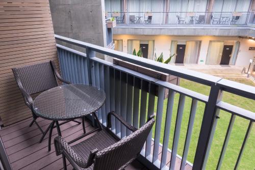 Balcony/terrace, Y Loft Youth Square in Chai Wan Balcony/terrace, Y Loft Youth Square in Chai Wan