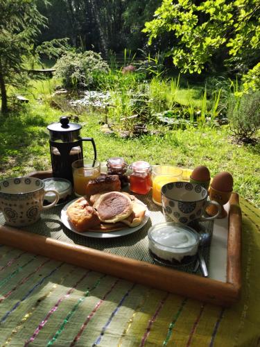 Echappée sauvage (Echappee sauvage) in Tournon-d'Agenais Echappée sauvage (Echappee sauvage) in Tournon-d'Agenais