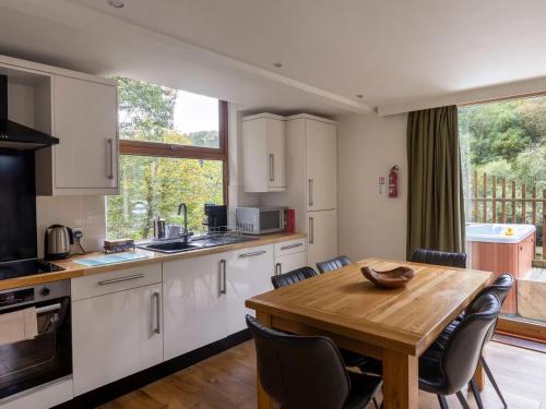 Deerpark Cabins, Cornwall - Forest Holidays in St Pinnock Deerpark Cabins, Cornwall - Forest Holidays in St Pinnock
