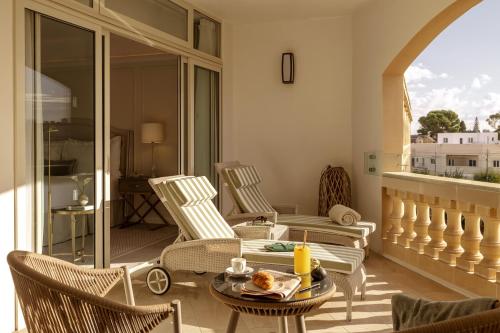 balkong/terrass, Corinthia Palace Hotel & Spa in Attard balkong/terrass, Corinthia Palace Hotel & Spa in Attard