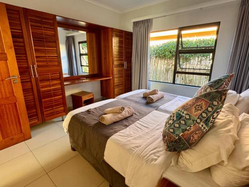 Luxurious Beachfront house-Villa 44 in Bilene Luxurious Beachfront house-Villa 44 in Bilene