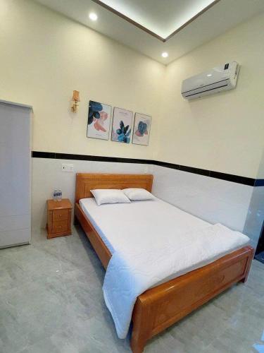 Bed, Nha Nghi Phat Loi in Xom Bai Diep Bed, Nha Nghi Phat Loi in Xom Bai Diep