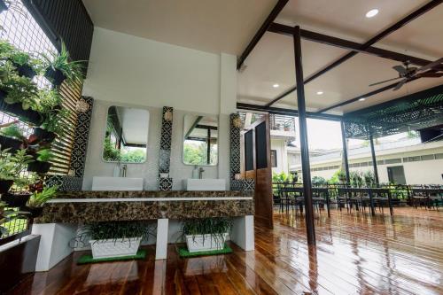 Restaurant, LOBOC RIVERSIDE INN & RESTAURANT in Loboc Restaurant, LOBOC RIVERSIDE INN & RESTAURANT in Loboc