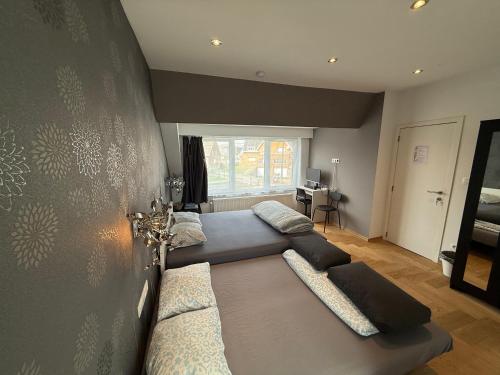 The Beautiful White House in Kortenberg The Beautiful White House in Kortenberg