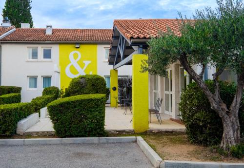Näkymä ulkoa, B&B Hotel FREJUS Puget-sur-Argens in Frejus Näkymä ulkoa, B&B Hotel FREJUS Puget-sur-Argens in Frejus