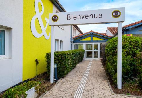 Exterior view, B&B Hotel FREJUS Puget-sur-Argens in Frejus City Center Exterior view, B&B Hotel FREJUS Puget-sur-Argens in Frejus City Center