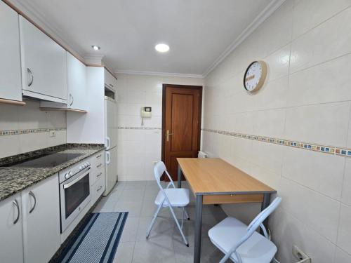 Vigo Ramón Nieto (Vigo Ramon Nieto) near Vigo-Peinador repülőtér Vigo Ramón Nieto (Vigo Ramon Nieto) near Vigo-Peinador repülőtér