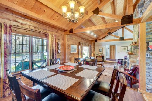 Family Retreat with Deck Near Appalachian Trail! in Warrenton (VA) Family Retreat with Deck Near Appalachian Trail! in Warrenton (VA)