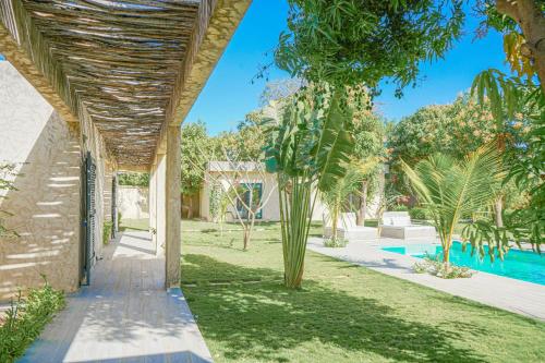 Garden, Oasis de serenite in Sintian Garden, Oasis de serenite in Sintian