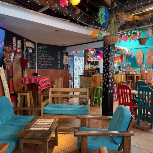 Restaurant, Lobo Hostel La Paz in La Paz Restaurant, Lobo Hostel La Paz in La Paz
