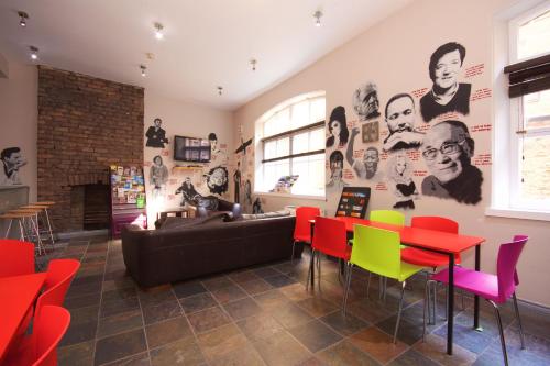 Phòng chờ chung/khu vực TV, Albatross Backpackers In in Newcastle upon Tyne Phòng chờ chung/khu vực TV, Albatross Backpackers In in Newcastle upon Tyne