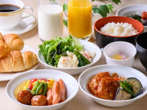 Food and beverages, Hotel Econo Yokkaichi in Yokkaichi Food and beverages, Hotel Econo Yokkaichi in Yokkaichi