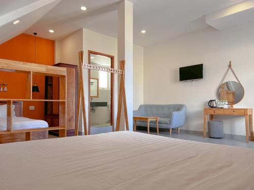 Merci boutique hotel Đà Lạt (Merci boutique hotel Đa Lat) near 心晴大叻真絲手工刺繡 Merci boutique hotel Đà Lạt (Merci boutique hotel Đa Lat) near 心晴大叻真絲手工刺繡