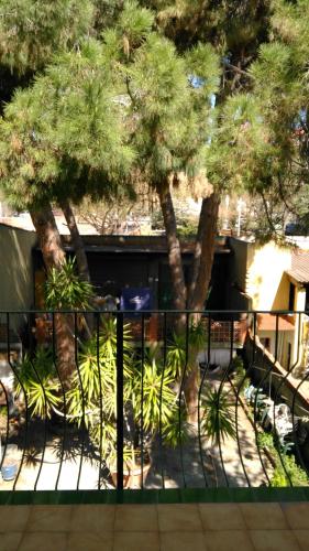 Balcó/terrassa, Hostal Porta de Ferro in Sant Boi de Llobregat Balcó/terrassa, Hostal Porta de Ferro in Sant Boi de Llobregat