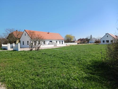 ทัศนียภาพภายนอกโรงแรม, Apartments Mexico Puszta - Neusiedlersee - Seewinkel - Kroiss Silvia in ซารอด ทัศนียภาพภายนอกโรงแรม, Apartments Mexico Puszta - Neusiedlersee - Seewinkel - Kroiss Silvia in ซารอด