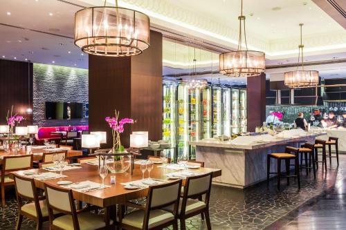 مطعم, Hilton Kyiv Ukraine in Shevchenkivskyj مطعم, Hilton Kyiv Ukraine in Shevchenkivskyj