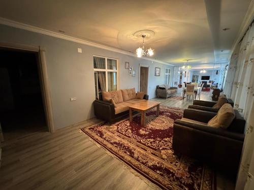 Nakhchivan hostel and village house in Najicheván Nakhchivan hostel and village house in Najicheván