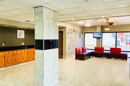 Lobby, OYO Townhouse Inn Jacksonville near Little Rock Air Force Base in Jacksonville Lobby, OYO Townhouse Inn Jacksonville near Little Rock Air Force Base in Jacksonville