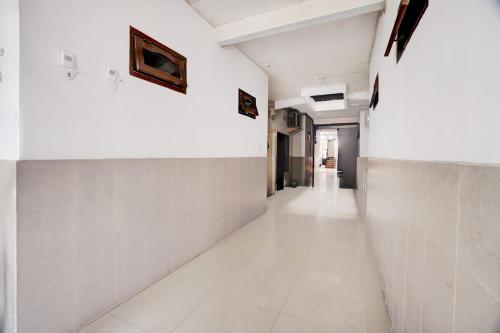 ロビー, Hotel O Siwalankerto Near City Of Tomorrow Mall Formerly Padang Pasir C-12 Residence near シティ・オブ・トゥモロー(CITO) ロビー, Hotel O Siwalankerto Near City Of Tomorrow Mall Formerly Padang Pasir C-12 Residence near シティ・オブ・トゥモロー(CITO)