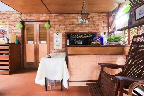 Előcsarnok, Ombak Inn Chalet in Pangkor-sziget Előcsarnok, Ombak Inn Chalet in Pangkor-sziget
