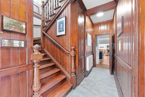 Exterior view, Glendalough International Youth Hostel in Wicklow Exterior view, Glendalough International Youth Hostel in Wicklow