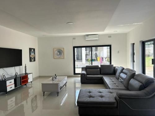 Swiss Luxury Apartments - Dolla Hill in Kitwe Swiss Luxury Apartments - Dolla Hill in Kitwe