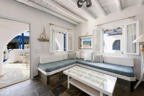 Paros 3 bedrooms Maisonette for 6 persons by MPS in โมลอส Paros 3 bedrooms Maisonette for 6 persons by MPS in โมลอส