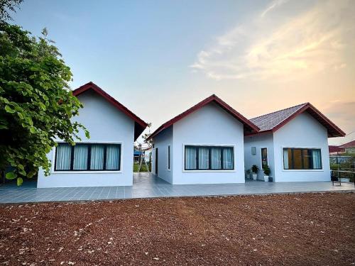 Exterior view, Family Motel in Tbeng Meanchey Exterior view, Family Motel in Tbeng Meanchey