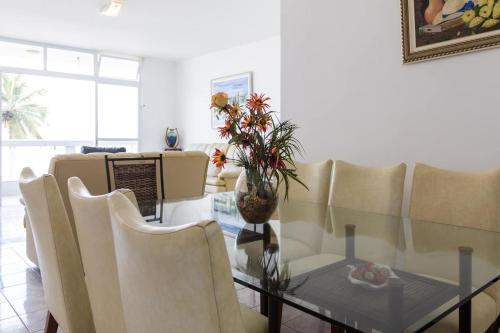 Pitangueiras Frente Total Mar pe na areia in Pitangueiras Pitangueiras Frente Total Mar pe na areia in Pitangueiras