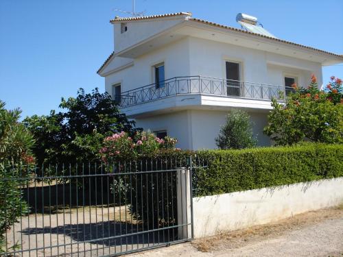 A szálláshely kívülről, appartement lena in Agios Avgoustinos A szálláshely kívülről, appartement lena in Agios Avgoustinos