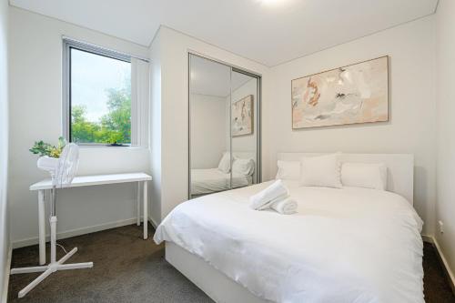 Liverpool adorable 2Br apt with Free Parking in Warwick Farm Liverpool adorable 2Br apt with Free Parking in Warwick Farm