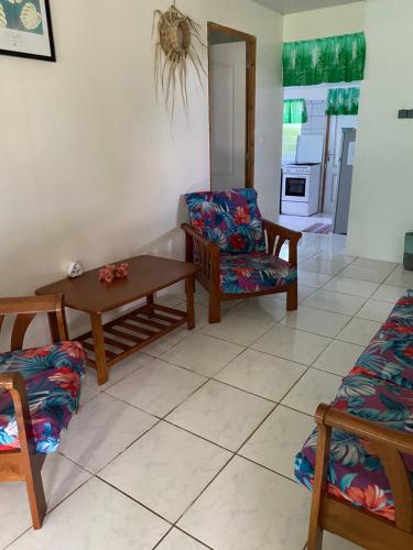 Chez Taia et Véro (Chez Taia et Vero) in Rangiroa Chez Taia et Véro (Chez Taia et Vero) in Rangiroa