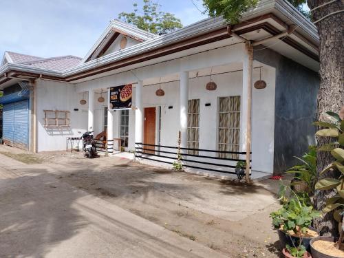 R & J Homestay in Naga Cebu in Minglanilla R & J Homestay in Naga Cebu in Minglanilla