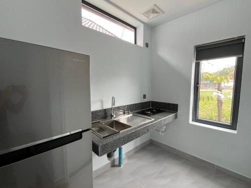 Kitchen, Family Motel in Tbeng Meanchey Kitchen, Family Motel in Tbeng Meanchey