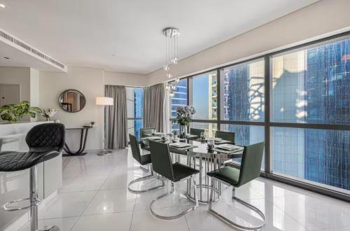 FiveX High-Rise 3BR at Paramount in Madinat Zayid FiveX High-Rise 3BR at Paramount in Madinat Zayid