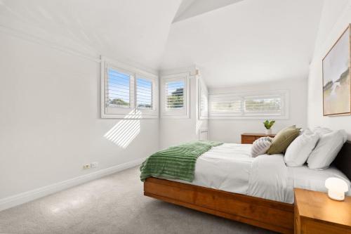 Clovelly Gables - Classic Seaside Abode near Bronte in Bronte Clovelly Gables - Classic Seaside Abode near Bronte in Bronte