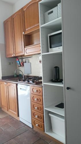 ห้องครัว, Casa Vanessa Appartamento in Villa - Humanitas in ปิเอเว เอมานูเอเล ห้องครัว, Casa Vanessa Appartamento in Villa - Humanitas in ปิเอเว เอมานูเอเล