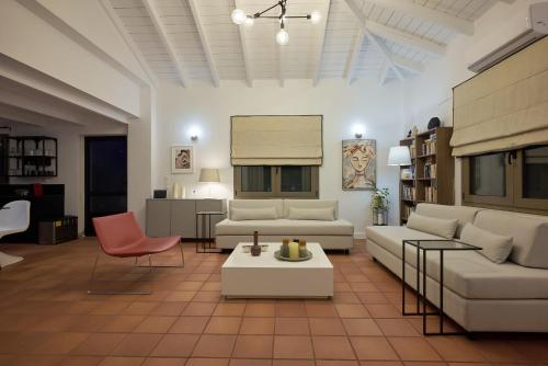 The Olive Grove Villas with swimming pool and breakfast in Archanes The Olive Grove Villas with swimming pool and breakfast in Archanes