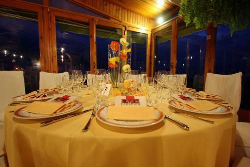 مطعم, Hotel Villa Pina Antico Francischiello in ماسا لوبرينس مطعم, Hotel Villa Pina Antico Francischiello in ماسا لوبرينس