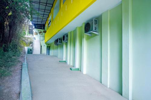 Vestíbul, Hotel O Parapat Near Dermaga Ajibata Formerly Pudan Residence 2 in Parapat Vestíbul, Hotel O Parapat Near Dermaga Ajibata Formerly Pudan Residence 2 in Parapat