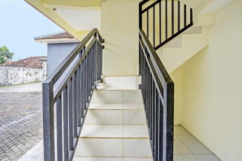 Lobby, Hotel O Tanjung Indah Homestay Syariah in Rogojampi Lobby, Hotel O Tanjung Indah Homestay Syariah in Rogojampi