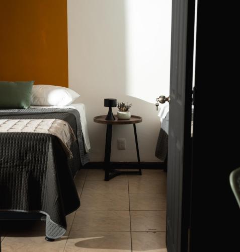 Double Room with Shared Bathroom image 3