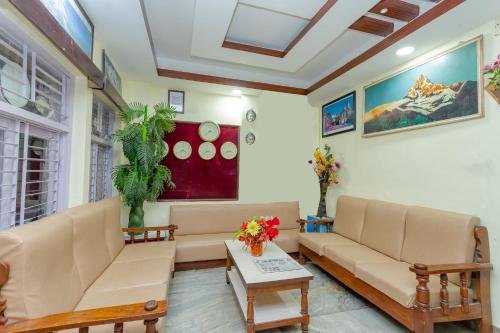 Lobby, OYO 811 Hotel New Pokhara Palace in Sundhara Lobby, OYO 811 Hotel New Pokhara Palace in Sundhara