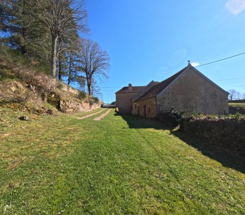 L'Ancien Moulin du Château de Marrault - Gîte de groupe (L'Ancien Moulin du Chateau de Marrault - Gite de groupe) in Avallon L'Ancien Moulin du Château de Marrault - Gîte de groupe (L'Ancien Moulin du Chateau de Marrault - Gite de groupe) in Avallon