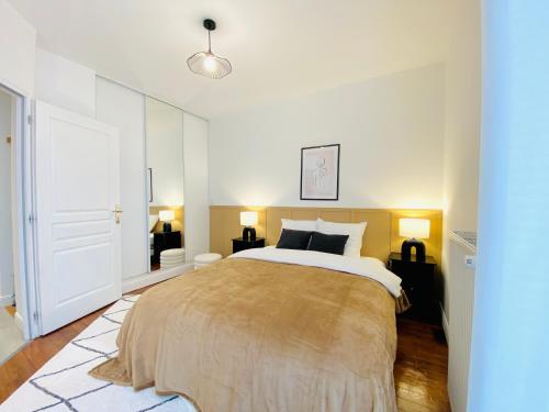 BEST KEYS - LE SUBTIL - Entre Gare et Centre Ville - À 1H DE PARIS (Le Subtil - BEST KEYS - Elegance & Confort - 2 chambres separees - Lit Queen Size - Smart TV Netflix) in Sens BEST KEYS - LE SUBTIL - Entre Gare et Centre Ville - À 1H DE PARIS (Le Subtil - BEST KEYS - Elegance & Confort - 2 chambres separees - Lit Queen Size - Smart TV Netflix) in Sens