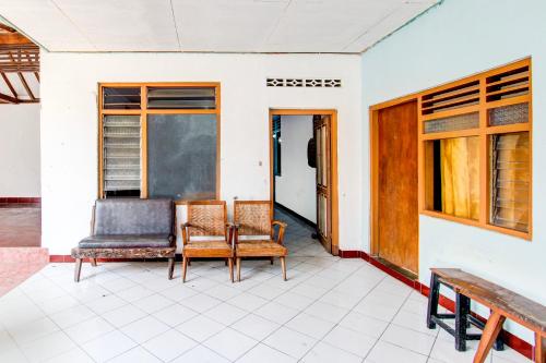 Lobby, OYO 94357 Joglo Menoreh Resto & Homestay in Sendangagung Lobby, OYO 94357 Joglo Menoreh Resto & Homestay in Sendangagung