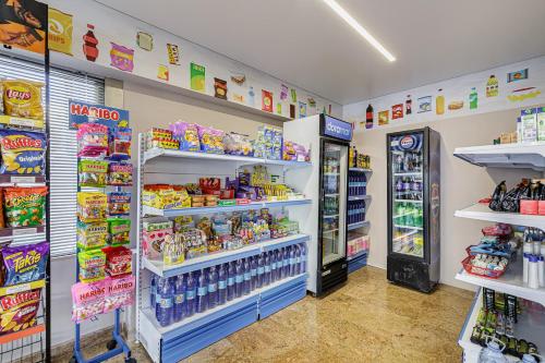 Tiendas, Apartamentos Doramar in Benalmadena Tiendas, Apartamentos Doramar in Benalmadena
