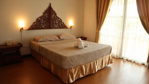 Tahnboon-ทานบุณ in San Pa Tong Tahnboon-ทานบุณ in San Pa Tong