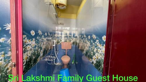 Sri Lakshmi Family Guest House in Neyveli T.S Sri Lakshmi Family Guest House in Neyveli T.S