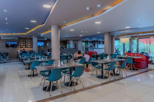 Restaurante, City Falls Iguazú (City Falls Iguazu) in Puerto Iguazú Restaurante, City Falls Iguazú (City Falls Iguazu) in Puerto Iguazú